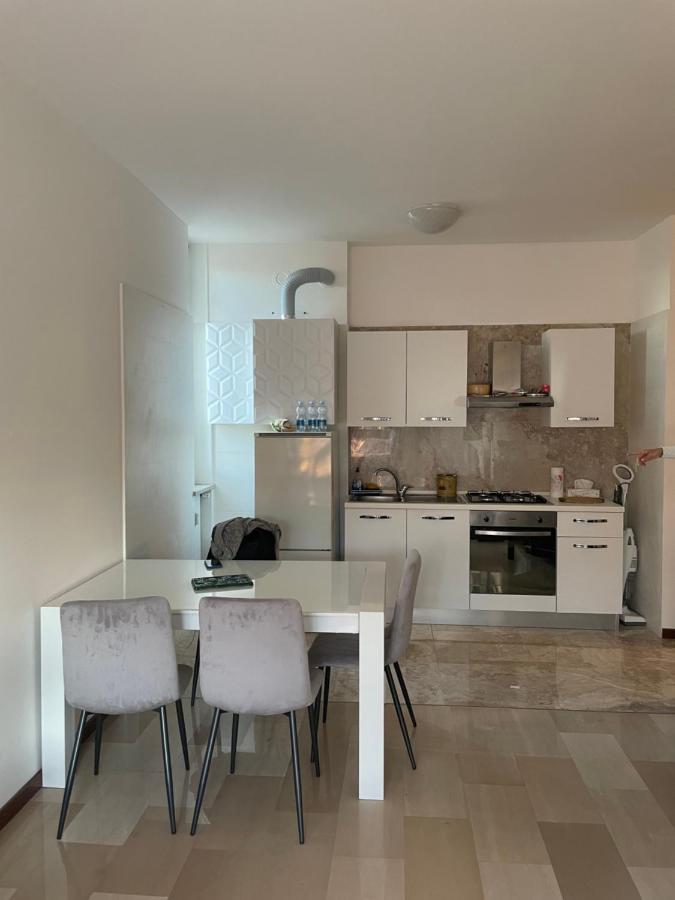 Lovely Apartment In Gallarate Exterior photo